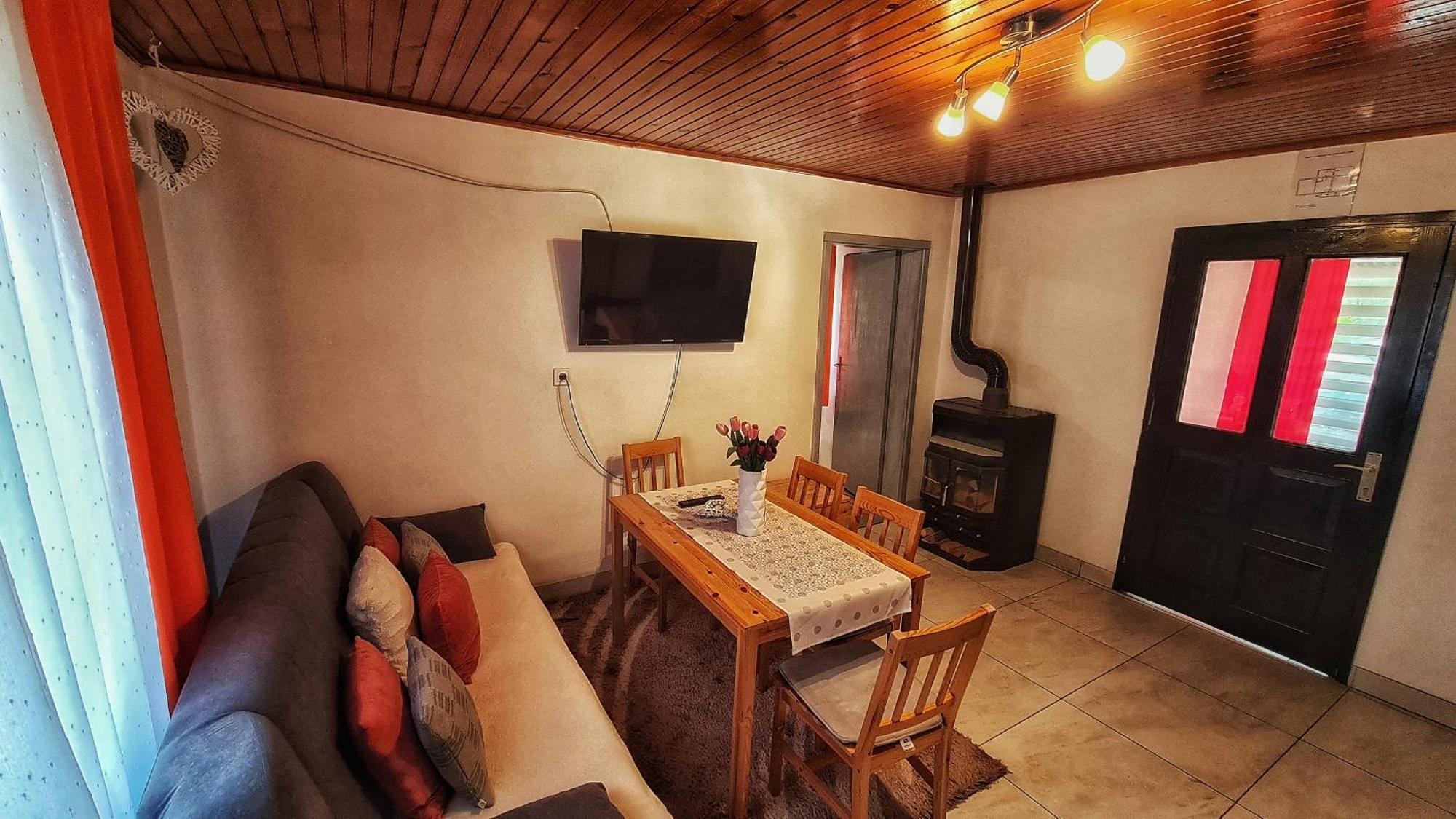 Holiday Home Radocaj Slunj Ngoại thất bức ảnh