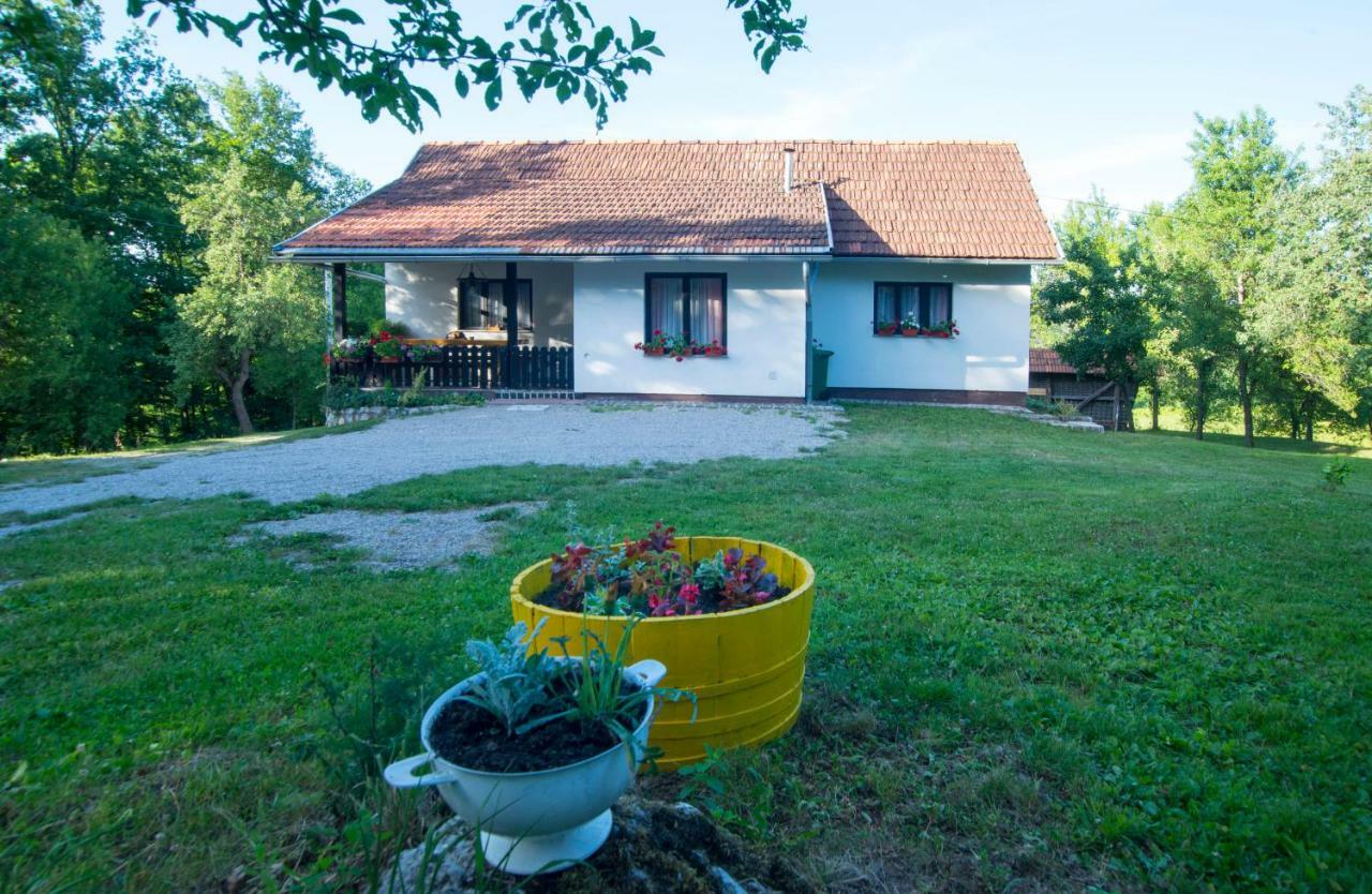 Holiday Home Radocaj Slunj Ngoại thất bức ảnh